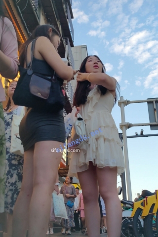 CS065【CSCD】白色连衣裙小姐姐和闺蜜买奶茶，白色窄内